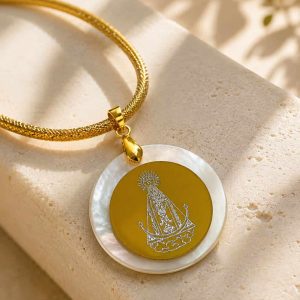Medalla_Virgen de los llanos collar imantado dorado